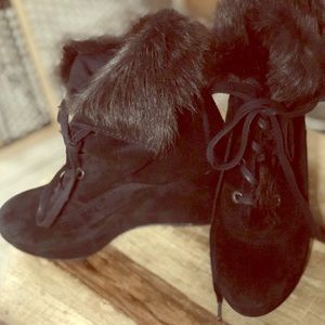 Stuart Weitzman wedge fur boot